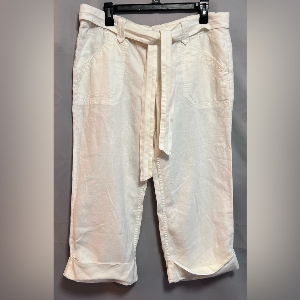 Old Navy White Cropped Pants